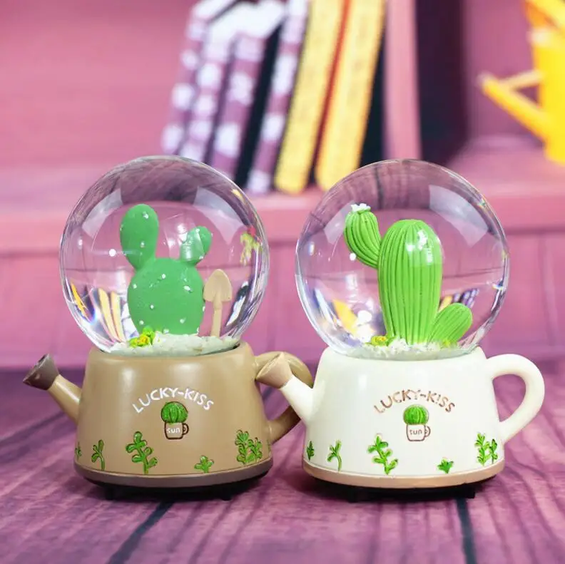 DYZ 728++++ Creative new cactus small, fresh, Nordic crystal ball, snowflake, revolving light music box
DYZ 728++++ Creative new cactus small, fresh, Nordic crystal ball, snowflake, revolving light music box
