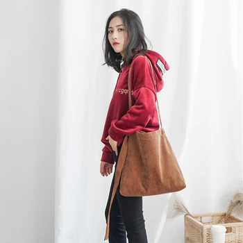 Single Shoulder Bag Thickened Corduroy Handbag with Adjustable Shoulder Strap for Women Girls New 
Single Shoulder Bag Thickened Corduroy Handbag with Adjustable Shoulder Strap for Women Girls New