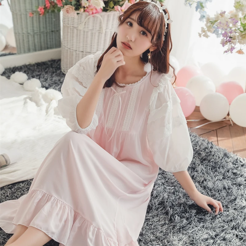 Free Shipping 2018 New Summer Princess Women's White Pink and Blue Nightgown Long Sleepwear Lace Nightdress Vintage Pijamas
Free Shipping 2018 New Summer Princess Women's White Pink and Blue Nightgown Long Sleepwear Lace Nightdress Vintage Pijamas