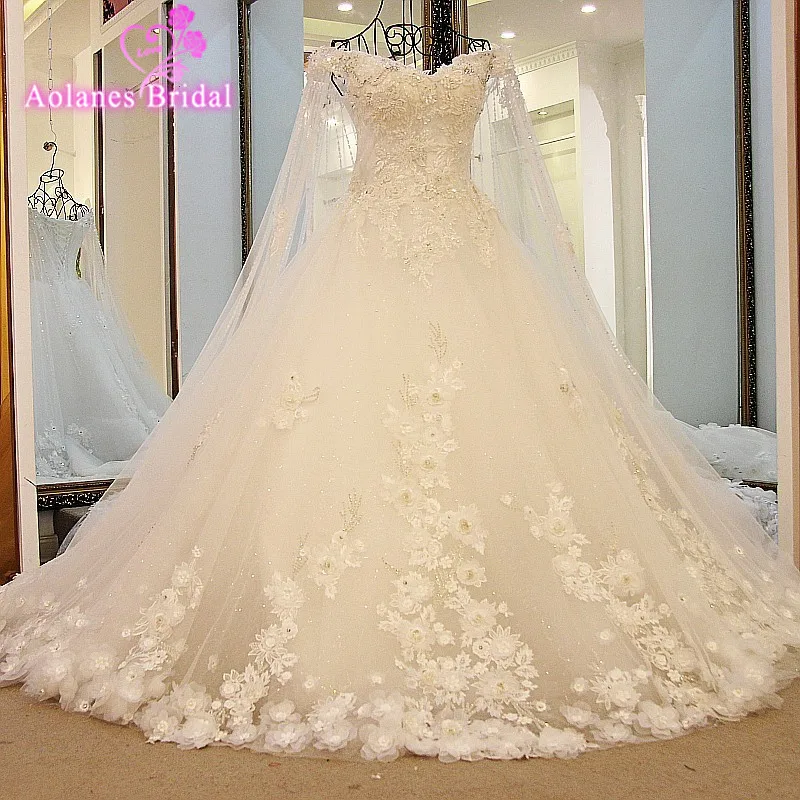 AOLANES 2017 Luxury Cathedral Train Appliques Beaded Flowers off shoulder Wedding Dress Robe De Mariage Bridal Gowns Real Photos
AOLANES 2017 Luxury Cathedral Train Appliques Beaded Flowers off shoulder Wedding Dress Robe De Mariage Bridal Gowns Real Photos