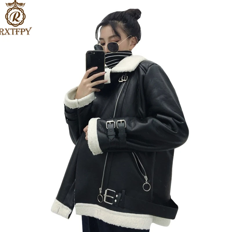 Winter New Fashion Women Thicken Warm High quality Female Zippers Adjustable Waist Mandarin collar PU Faux fur Leather coat A12
Winter New Fashion Women Thicken Warm High quality Female Zippers Adjustable Waist Mandarin collar PU Faux fur Leather coat A12