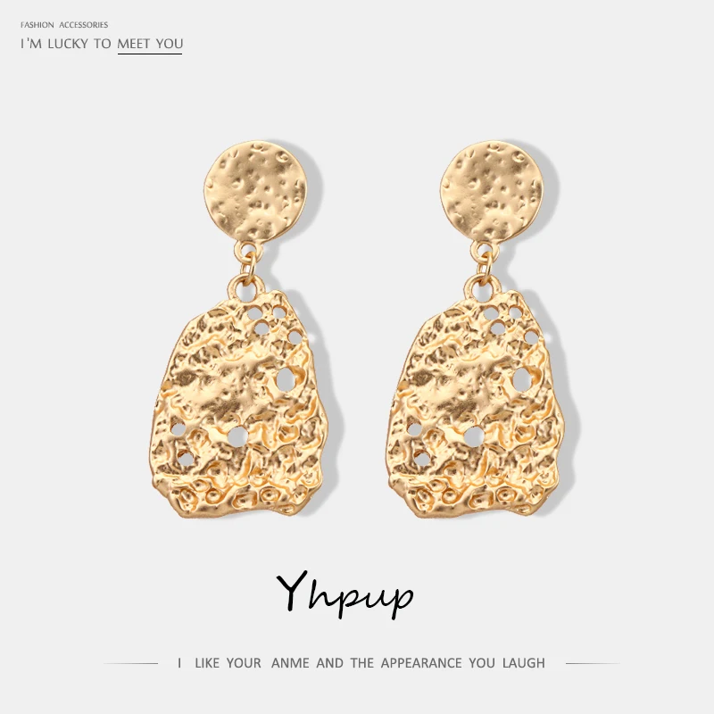 Yhpup Fashion Brand Zinc Alloy Vintage Drop Earrings Simple Hollower Geometric Pendant Earrings for Female Party Office Jewelry
Yhpup Fashion Brand Zinc Alloy Vintage Drop Earrings Simple Hollower Geometric Pendant Earrings for Female Party Office Jewelry