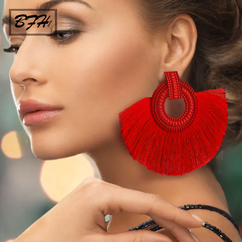 BFH Fashion Bohemian Big Tassel Earrings Statement Red Tassel Vintage Silk Fabric Drop Dangle Earring for Women 2019 Jewelry
BFH Fashion Bohemian Big Tassel Earrings Statement Red Tassel Vintage Silk Fabric Drop Dangle Earring for Women 2019 Jewelry