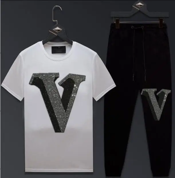 Hot drilling Mens Sportswear Sets Men's Casual Tracksuit Men 2 Piece Set 100% cotton Sportswear Rhinestones design 
Hot drilling Mens Sportswear Sets Men's Casual Tracksuit Men 2 Piece Set 100% cotton Sportswear Rhinestones design