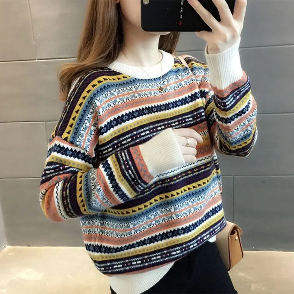 Striped Sweater Women Round Neck 2020 Autumn and winter clothing new color large-size loose long-sleeved short sweater
Striped Sweater Women Round Neck 2020 Autumn and winter clothing new color large-size loose long-sleeved short sweater