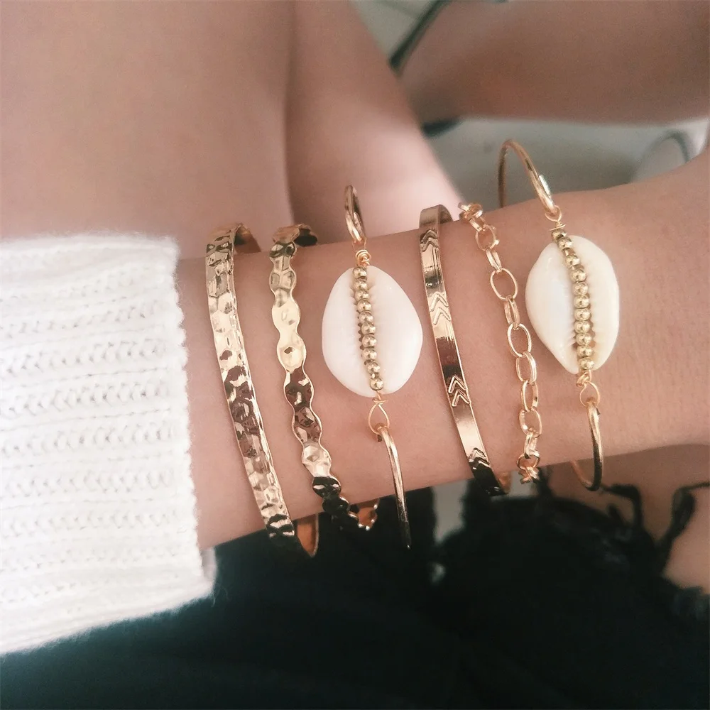 Women Bracelets Bohemian Shell Beads Arrow Geometry Bump Opening Gold Bracelet Set Beautifully Engaged Party Accessories Wear
Women Bracelets Bohemian Shell Beads Arrow Geometry Bump Opening Gold Bracelet Set Beautifully Engaged Party Accessories Wear