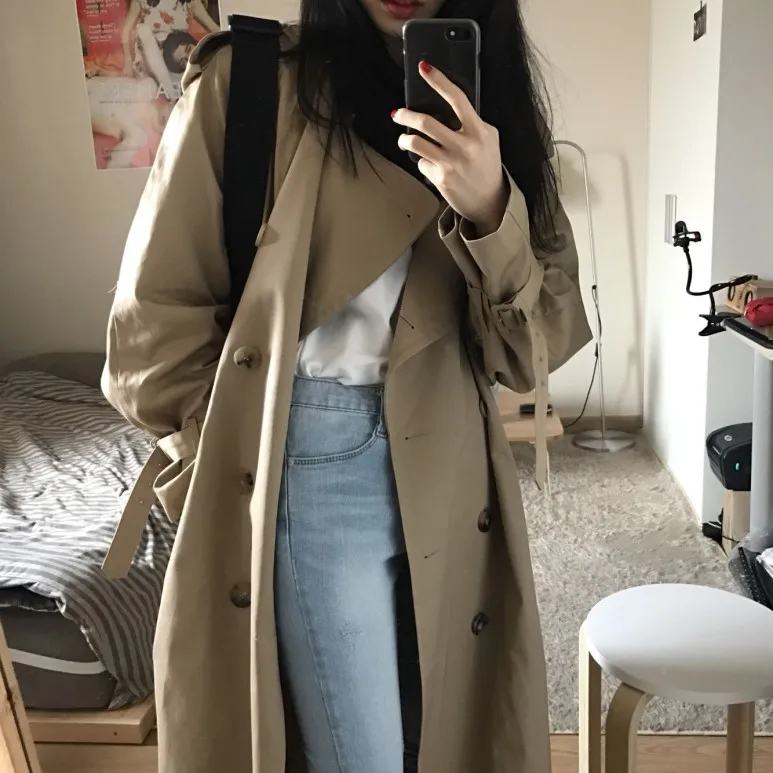 Double Breasted long Trench Coat Women Khaki Slim Belt Cloak Mujer Windbreaker Female Plus Size Cloak Outwear
Double Breasted long Trench Coat Women Khaki Slim Belt Cloak Mujer Windbreaker Female Plus Size Cloak Outwear