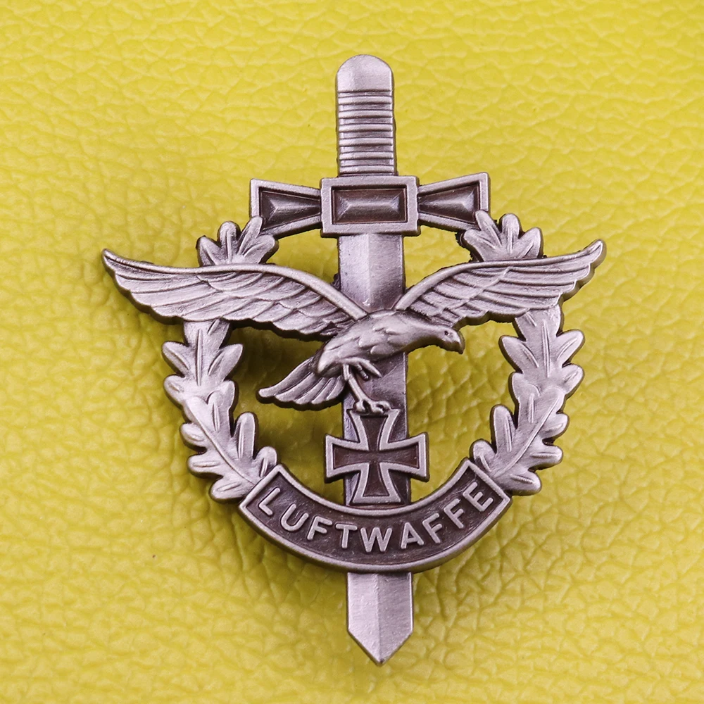 Военный значок с железным крестом и орлом | Украшения аксессуары
