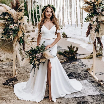 Magic Awn 2021 Two Pieces Mermaid Satin Wedding Dresses With Front Split Simple Boho Bride Dress Sweep Train Robe De Mariage 
Magic Awn 2021 Two Pieces Mermaid Satin Wedding Dresses With Front Split Simple Boho Bride Dress Sweep Train Robe De Mariage