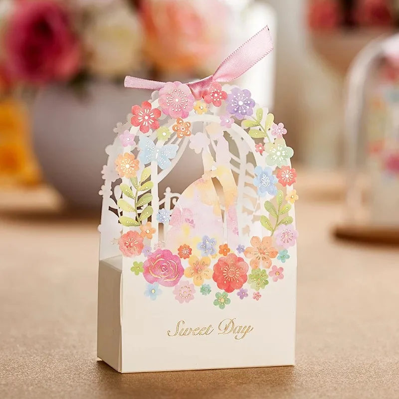 2019 New 20PCS Love Story Laser Cut Candy Box Small Gift Boxes with Ribbon Decoration Wedding Party Favors High Quality
2019 New 20PCS Love Story Laser Cut Candy Box Small Gift Boxes with Ribbon Decoration Wedding Party Favors High Quality
