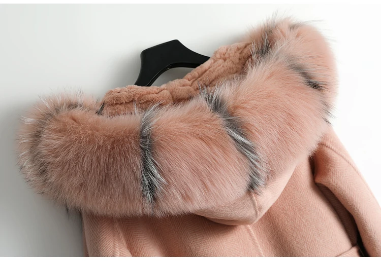women coat with real fur (10)