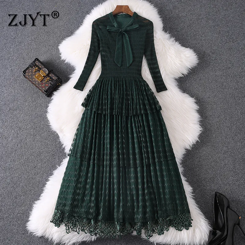 High Fashion Designers Women Spring Dress 2020 New Elegant Lady Bow Collar Lace Patchwork Ruffles Cascading Midi Party Dress
High Fashion Designers Women Spring Dress 2020 New Elegant Lady Bow Collar Lace Patchwork Ruffles Cascading Midi Party Dress