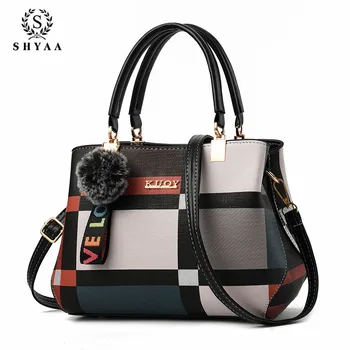 SHYAA Hair Ball Pendant Women's Bag New Cool Fashion Larger Corssbody Bag The Shoulder Messenger Bag Spring Ladies Handbag
SHYAA Hair Ball Pendant Women's Bag New Cool Fashion Larger Corssbody Bag The Shoulder Messenger Bag Spring Ladies Handbag