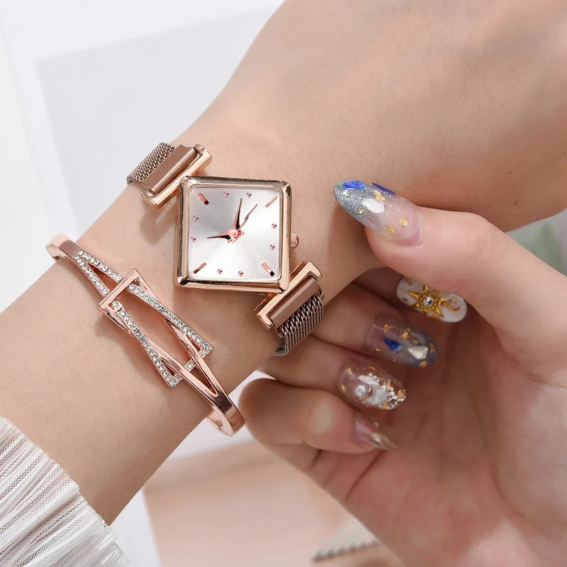 Фото 1 шт. новый стиль женские квадратные наручные часы Роскошные Дамские Кварцевые