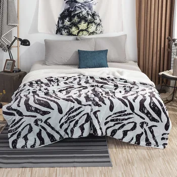 Zebra Print Blanket Machine Washable Flannel Blanket 100% Polyester Double-Layer Thick Warm And Breathable Macaron-Colored
Zebra Print Blanket Machine Washable Flannel Blanket 100% Polyester Double-Layer Thick Warm And Breathable Macaron-Colored