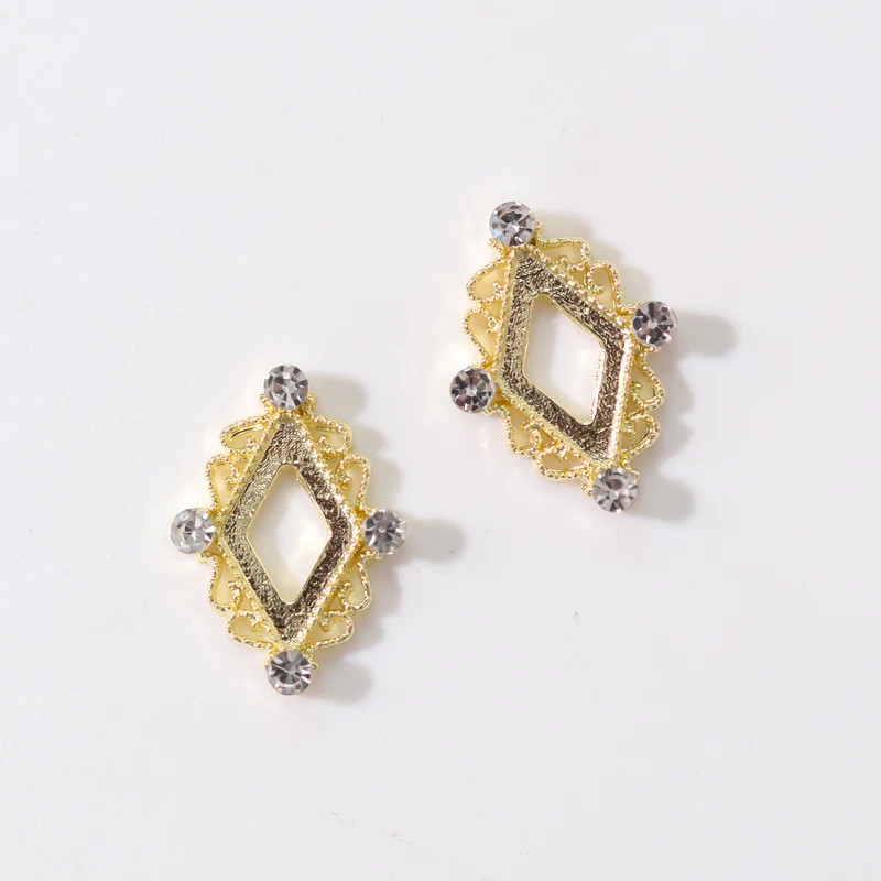 100Pc Nail Korean Charms Rhombus Hollow Frame Design 3D Gold Metallic Nail Art Decorations Charms Stones For Manicure Strass BZY
100Pc Nail Korean Charms Rhombus Hollow Frame Design 3D Gold Metallic Nail Art Decorations Charms Stones For Manicure Strass BZY