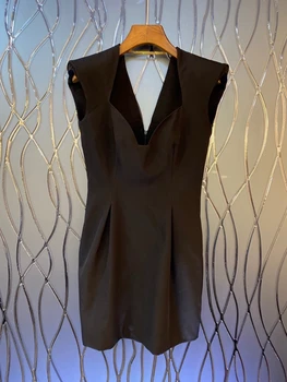 2020 Spring and Summer New Women's Front and Back V-neck Back Chain Stitching Sleeveless Solid Color Dress 613
2020 Spring and Summer New Women's Front and Back V-neck Back Chain Stitching Sleeveless Solid Color Dress 613