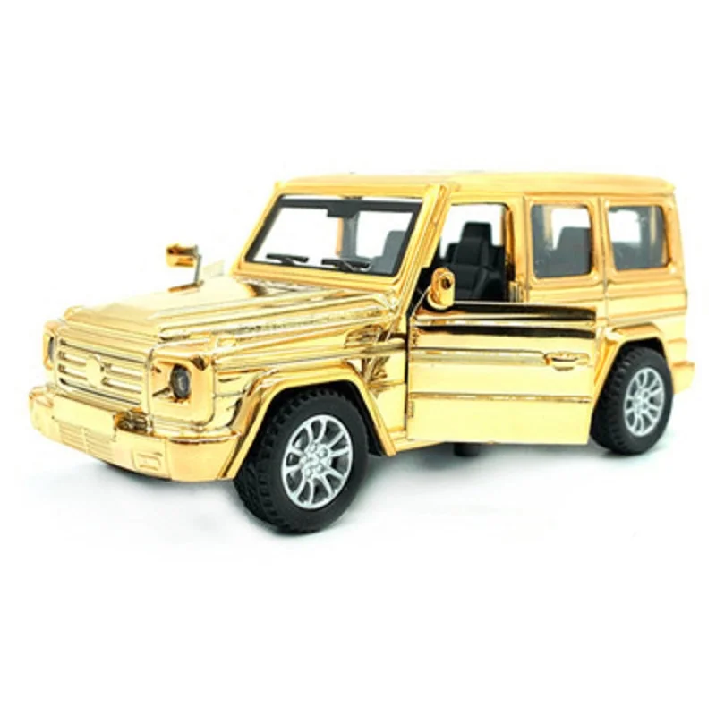 Mercedes Benz model with two doors open, boy's birthday toy, new golden luxury Mercedes Benz model
Mercedes Benz model with two doors open, boy's birthday toy, new golden luxury Mercedes Benz model