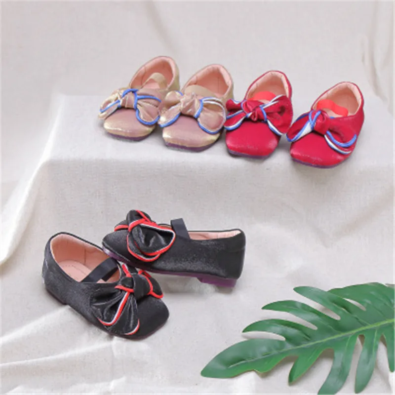 2020 Spring New Children's Shoes Oxford Cloth Bow Princess Shoes Fashion Wild Soft Bottom Breathable Shoes With Slip-on Design
2020 Spring New Children's Shoes Oxford Cloth Bow Princess Shoes Fashion Wild Soft Bottom Breathable Shoes With Slip-on Design