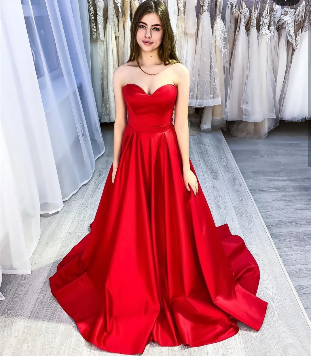 Red Evening Dresses 2020 Sweetheart Floor Length Court Train Sleeveless Women Party Formal Special Gowns Charming Pleat Cheap
Red Evening Dresses 2020 Sweetheart Floor Length Court Train Sleeveless Women Party Formal Special Gowns Charming Pleat Cheap