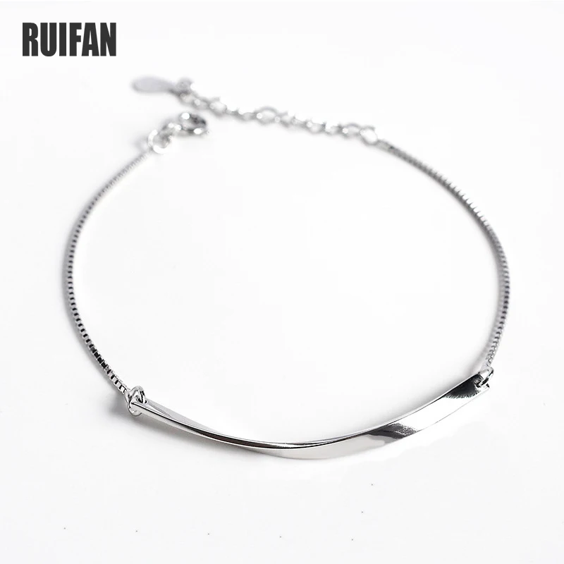 Ruifan Smooth Twist 925 Sterling Silver Bracelet for Women White Gold Color Box Chain Korean Bracelets Fine Jewelry YBR156
Ruifan Smooth Twist 925 Sterling Silver Bracelet for Women White Gold Color Box Chain Korean Bracelets Fine Jewelry YBR156