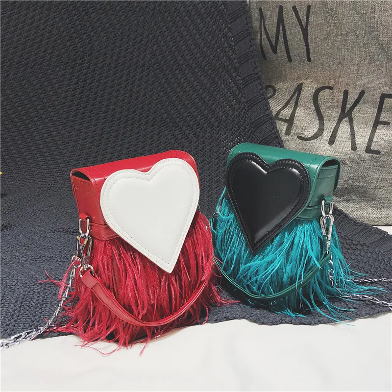 2020 new ladies high quality PU Korean love small square bag chain feather wild hand ladle shoulder messenger bag
2020 new ladies high quality PU Korean love small square bag chain feather wild hand ladle shoulder messenger bag