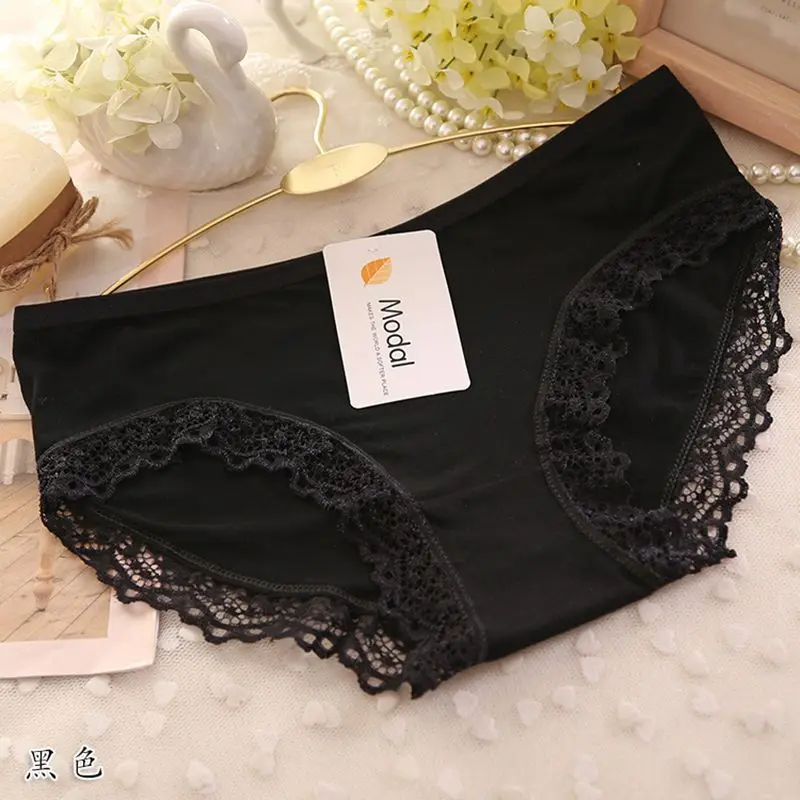 Women Lace Panties Fashion Lace Lingerie Solid Color Pretty Briefs High Quality Cotton Mid Waist Women Underwear Intimates 
Women Lace Panties Fashion Lace Lingerie Solid Color Pretty Briefs High Quality Cotton Mid Waist Women Underwear Intimates