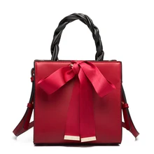 Ceossman Fashion Women Bag PU Leather Handbag Feminina Luxury Pillow Bag Over Shoulder Lady Designer Sac a Main Crossbody Totes
Ceossman Fashion Women Bag PU Leather Handbag Feminina Luxury Pillow Bag Over Shoulder Lady Designer Sac a Main Crossbody Totes