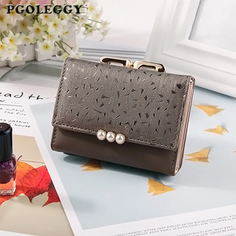 Fashion Women Wallets Short Soft Leather Ladies Wallet Pearl Element Trifold Coin Purse Pocket Card Holder Female Small Wallet
Fashion Women Wallets Short Soft Leather Ladies Wallet Pearl Element Trifold Coin Purse Pocket Card Holder Female Small Wallet
