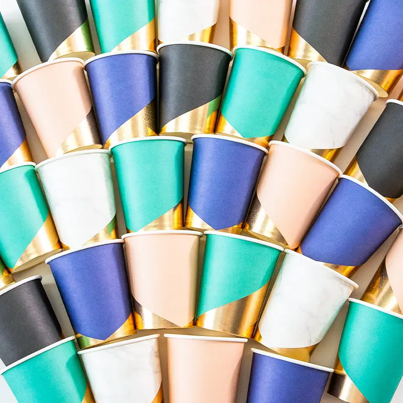 48 Pcs/lot Striped Gold Bronzing Paper Cups Disposable Tableware Party Baby Shower Birthday Party Supplies
48 Pcs/lot Striped Gold Bronzing Paper Cups Disposable Tableware Party Baby Shower Birthday Party Supplies