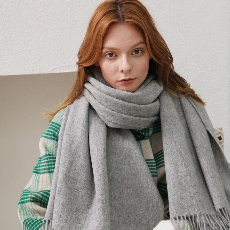 FUN-PROUDER 2020 Women's Autumn and Winter New Wool Scarf Simple Solid Color Tassels European and American Thickened Warm Shawl
FUN-PROUDER 2020 Women's Autumn and Winter New Wool Scarf Simple Solid Color Tassels European and American Thickened Warm Shawl