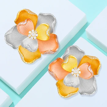 Luxury Geometry Big Size Flower Stud Earrings Jewelry For Indian Nigerian Women Wedding Engagement High Quality 2020 Accessories
Luxury Geometry Big Size Flower Stud Earrings Jewelry For Indian Nigerian Women Wedding Engagement High Quality 2020 Accessories