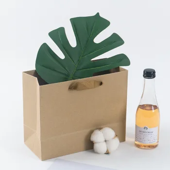 black cardboard thicken clothing paper gift bag packaging sac cadeau подарочные пакеты sac cadeau gift bags with handles custom
black cardboard thicken clothing paper gift bag packaging sac cadeau подарочные пакеты sac cadeau gift bags with handles custom