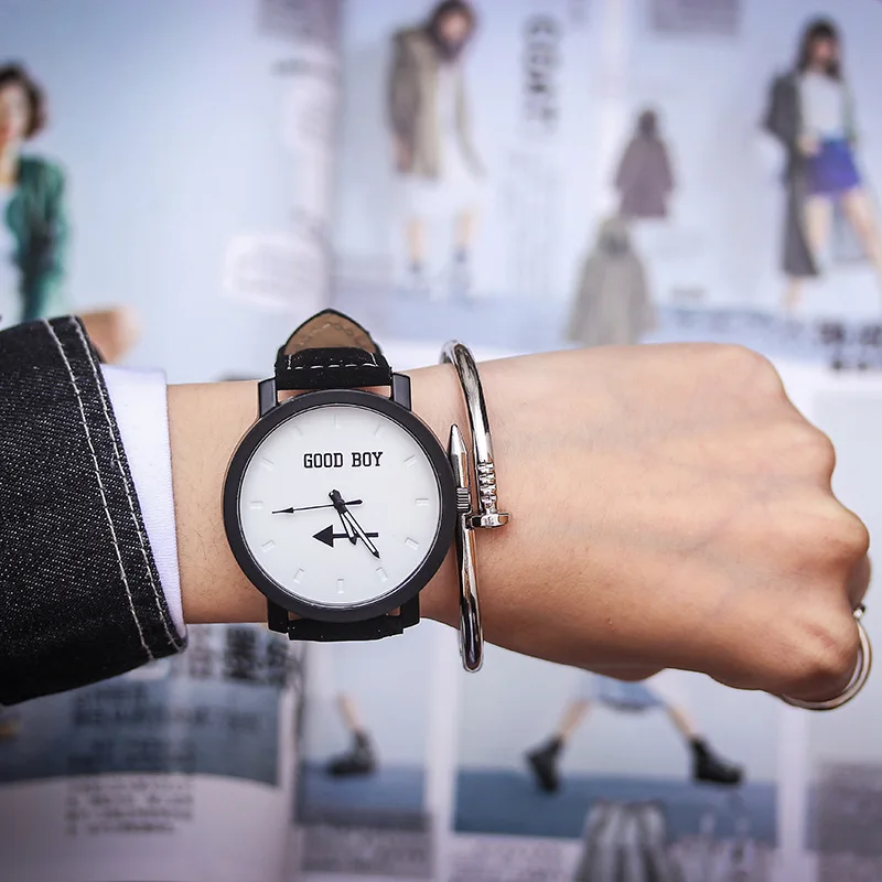 South Korea Simple Students Cool Watch Casual Men And Women Teenager Fashion Hong Kong Style Korean-style Fashion Retro Watch
South Korea Simple Students Cool Watch Casual Men And Women Teenager Fashion Hong Kong Style Korean-style Fashion Retro Watch