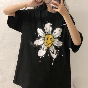 NiceMix Harajuku Daisy Flower Printing Tshirts Casual Streetwear Short Sleeved Tops Tees Women Hip Hop Summer T Shirts female
NiceMix Harajuku Daisy Flower Printing Tshirts Casual Streetwear Short Sleeved Tops Tees Women Hip Hop Summer T Shirts female