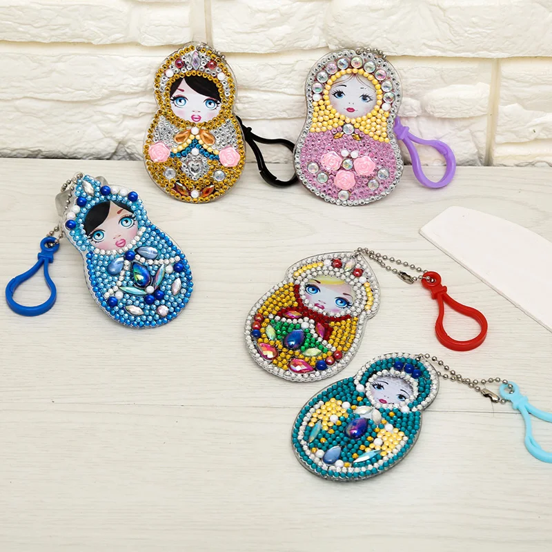 DIY Keychain pendants Unique Painting 5Pcs/set 5D Full Diamond Cartoon Doll Embroidered Crafts Acrylic
DIY Keychain pendants Unique Painting 5Pcs/set 5D Full Diamond Cartoon Doll Embroidered Crafts Acrylic