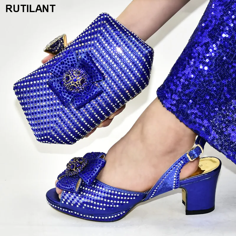 New Arrival Women Shoes and Bag Set In Italy Blue Color African Shoe and Bag Set Fashion Italian Women Wedding Pumps with Purse
New Arrival Women Shoes and Bag Set In Italy Blue Color African Shoe and Bag Set Fashion Italian Women Wedding Pumps with Purse