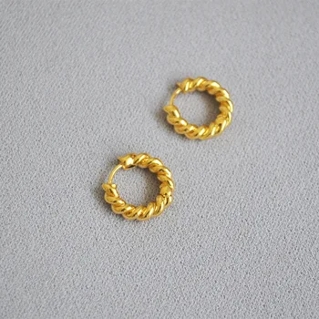 Normcore Style Women's Korean-Style Simple and Exquisite Linen Flower Color round Ear Clip Earrings
Normcore Style Women's Korean-Style Simple and Exquisite Linen Flower Color round Ear Clip Earrings