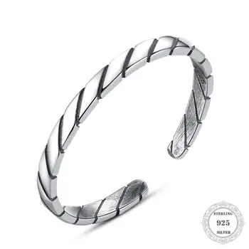 Genuine 925 Sterling Silver Retro Pattern Women's Wedding Ring Minimalist Thin Circle Gem Resizable Rings Jewelry Hot Sale 
Genuine 925 Sterling Silver Retro Pattern Women's Wedding Ring Minimalist Thin Circle Gem Resizable Rings Jewelry Hot Sale