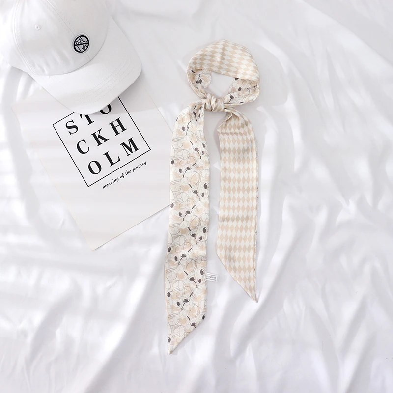 Шарф женский, маленький, в клетку, с ремешком на запястье, 120 х6
Шарф женский, маленький, в клетку, с ремешком на запястье, 120 х6