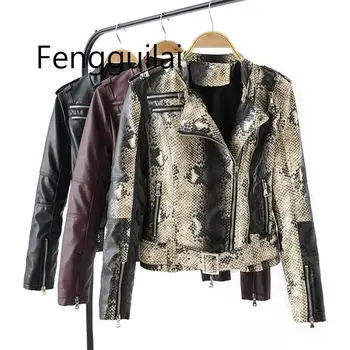 FENGGUILAI Women Faux Soft Leather Jacket Snakeskin Black Punk Short Jacket Coats Female Rivet Zipper Turn-down Collar Outerwear 
FENGGUILAI Women Faux Soft Leather Jacket Snakeskin Black Punk Short Jacket Coats Female Rivet Zipper Turn-down Collar Outerwear