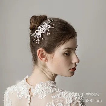 Bead Flower Hair Comb Pearl Barrette Bride Hair Decoration Wedding Hair Accessory
Bead Flower Hair Comb Pearl Barrette Bride Hair Decoration Wedding Hair Accessory