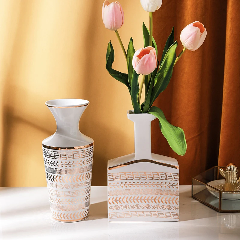 Nordic ceramic vase with gold tracing, creative home decoration, modern minimalist living room decoration flower vase
Nordic ceramic vase with gold tracing, creative home decoration, modern minimalist living room decoration flower vase