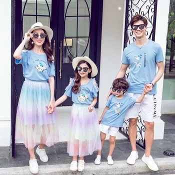 Family Unicorn Shirts Mother Daughter Rainbow Dresses Off Shoulder Tee Shirts for Mom Girls Clothing Mommy and Me Skirt Dress
Family Unicorn Shirts Mother Daughter Rainbow Dresses Off Shoulder Tee Shirts for Mom Girls Clothing Mommy and Me Skirt Dress