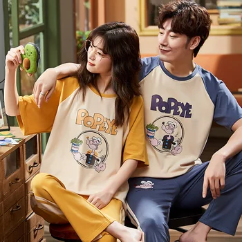 Summer New Pajamas 2-piece Couple Men / Women Short Sleeve Pants Loose Cotton Pajamas Blue Yellow Home Wear Set 
Summer New Pajamas 2-piece Couple Men / Women Short Sleeve Pants Loose Cotton Pajamas Blue Yellow Home Wear Set