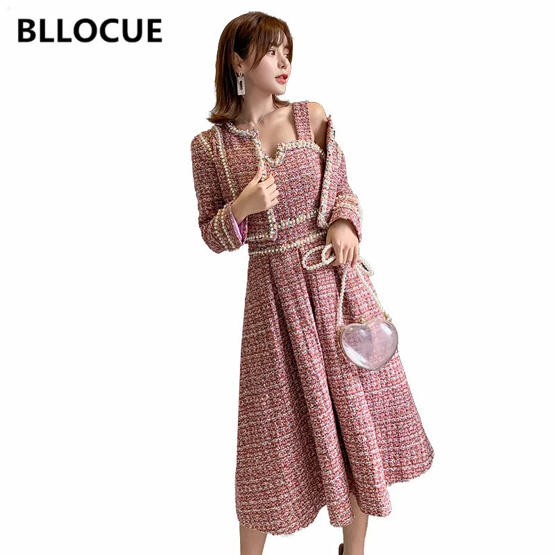 BLLOCUE High Quality 2019 Autumn Designer Runway Women 2 Piece Set Tweed Beading Short Jacket Coat+ V-neck Sling Dress
BLLOCUE High Quality 2019 Autumn Designer Runway Women 2 Piece Set Tweed Beading Short Jacket Coat+ V-neck Sling Dress