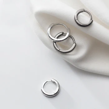 MloveAcc 100% 925 Sterling Silver Black Geometric Smooth Round Hoop Earrings for Women Ear Circle Buckle Femme Trendy Jewelry
MloveAcc 100% 925 Sterling Silver Black Geometric Smooth Round Hoop Earrings for Women Ear Circle Buckle Femme Trendy Jewelry