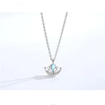 Women Elegant Necklace Chain Natural Moonstone Double Moon Crown Pendant Necklace Clavicle Chain Ladies Jewelry Gift 
Women Elegant Necklace Chain Natural Moonstone Double Moon Crown Pendant Necklace Clavicle Chain Ladies Jewelry Gift