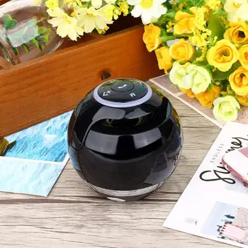 Portable Bluetooth Speaker Wireless Ball Mini Handfree TF FM Radio With Mic MP3 Globe Audio Music box For the phone PC
Portable Bluetooth Speaker Wireless Ball Mini Handfree TF FM Radio With Mic MP3 Globe Audio Music box For the phone PC