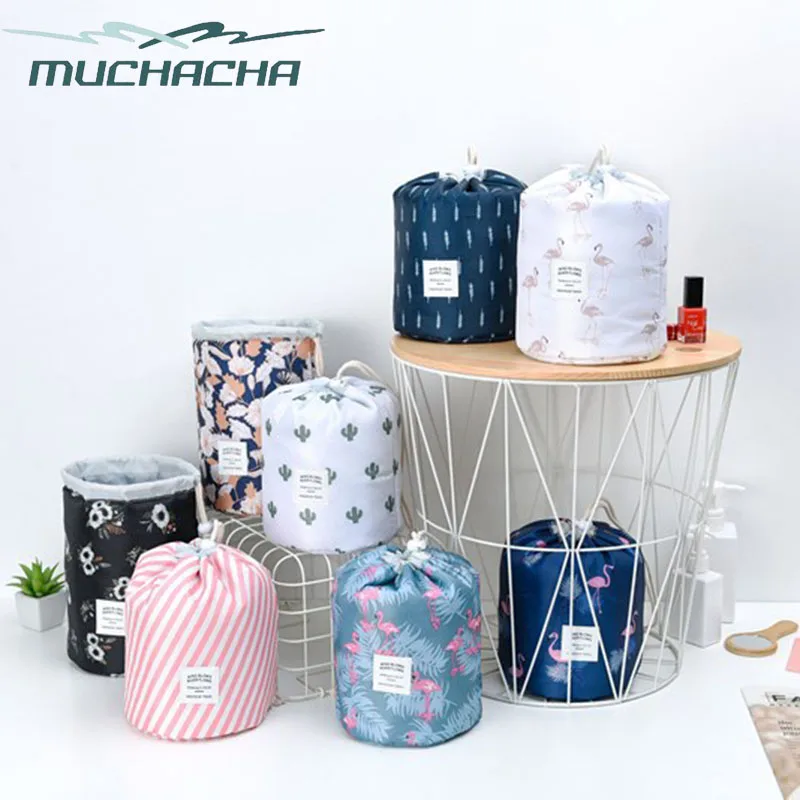 Fashion Barrel Shape Drawstring Toiletry Pouch Bag Printing Oxford Travel Beauty Cosmetic Kit Accessory Makeup Storage Bag
Fashion Barrel Shape Drawstring Toiletry Pouch Bag Printing Oxford Travel Beauty Cosmetic Kit Accessory Makeup Storage Bag